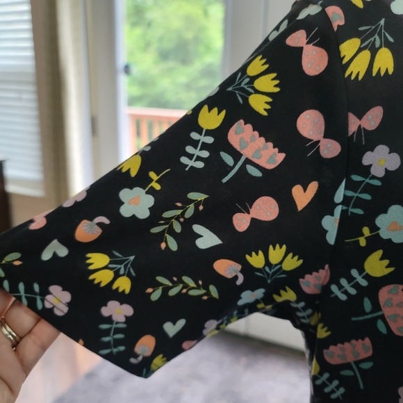 Lularoe - Picture 4 of 7